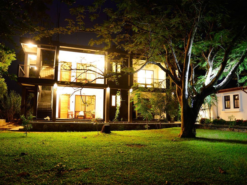 Dambulla Rock Arch Bed & Breakfast Exterior photo