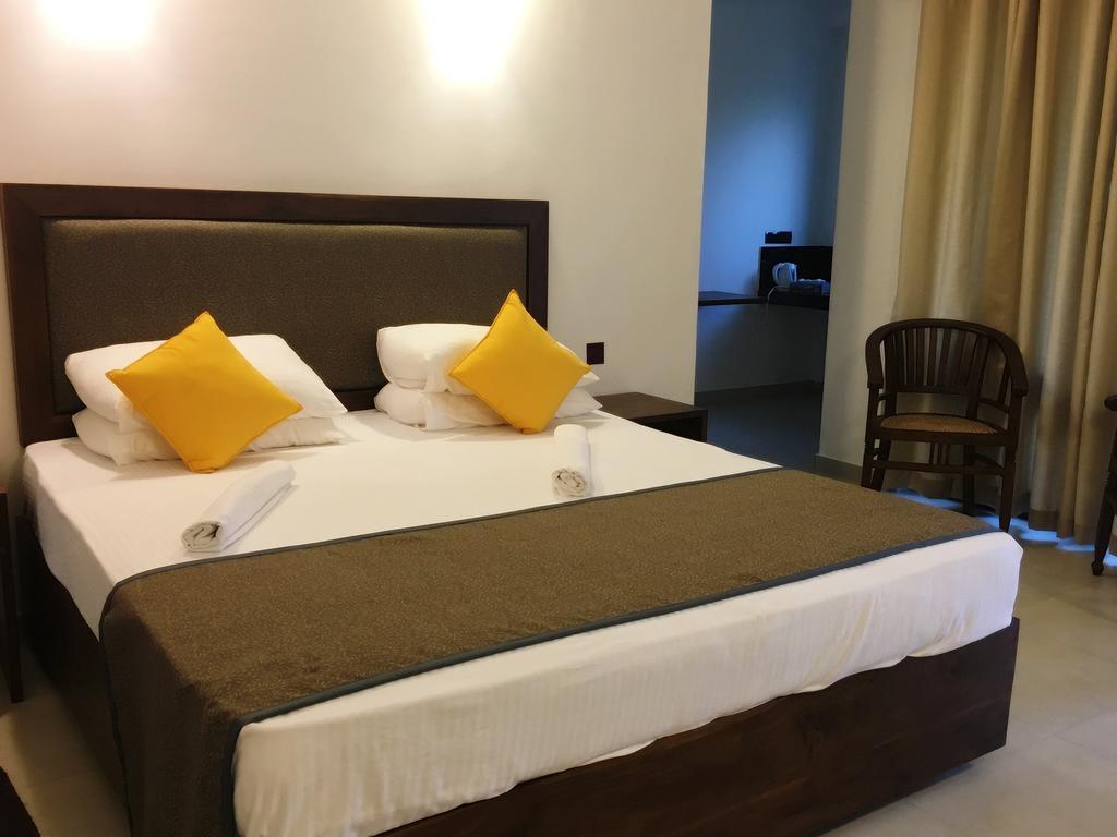 Dambulla Rock Arch Bed & Breakfast Exterior photo